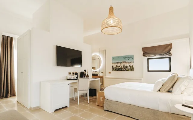 Tower, Suite, King Bed، Masseria Corsano 2/2
