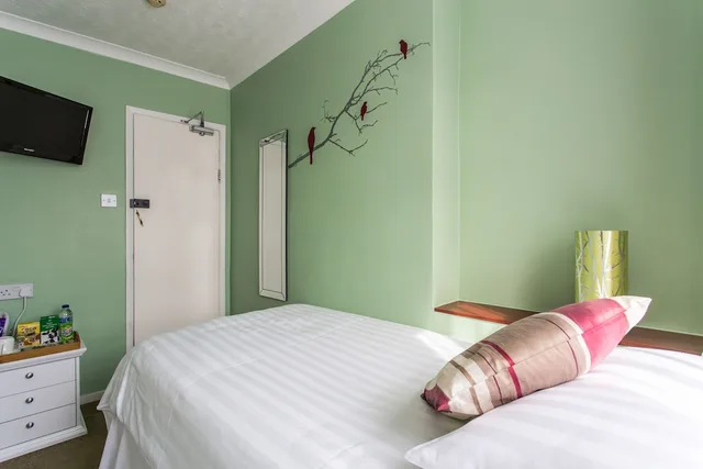 غرفة بسرير فردي، Brighton Surf Guest House 1/3
