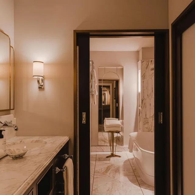 1 Bedroom, Studio, King Bed, Street View، Hotel Bristol A Luxury Collection Hotel Warsaw 6/7