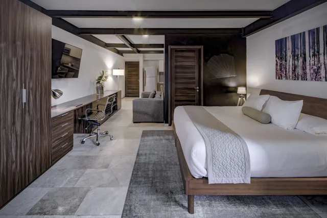Run of House, Suite, King Bed, MX Grand Suites 4/10