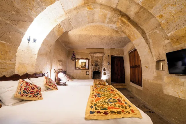 غرفة قياسية ثلاثية بإطلالة على الفناء، Tulip Cave Suites 4/7