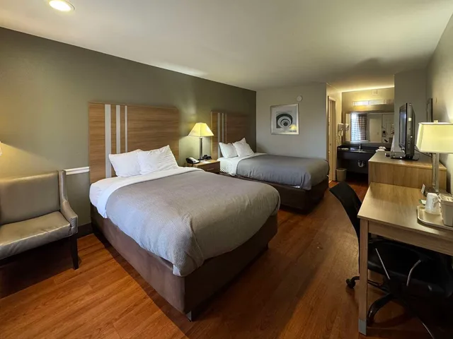 Room, 2 Double Beds, Quality Inn Lagrange East I-85 1/2