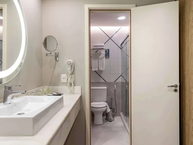 غرفة سوبيريور بسرير مزدوج بإطلالة على الشاطئ، Novotel Salvador Rio Vermelho 5/9