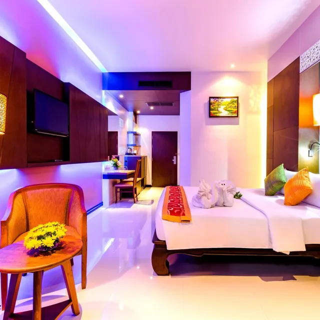 غرفة غراند ديلوكس بسرير مزدوج أو سريرين منفصلين بإطلالة على المسبح، Nipa Resort 2/9