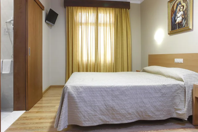 غرفة قياسية مفردة بسرير مزدوج، Domus Pacis Fatima Hotel 4/4