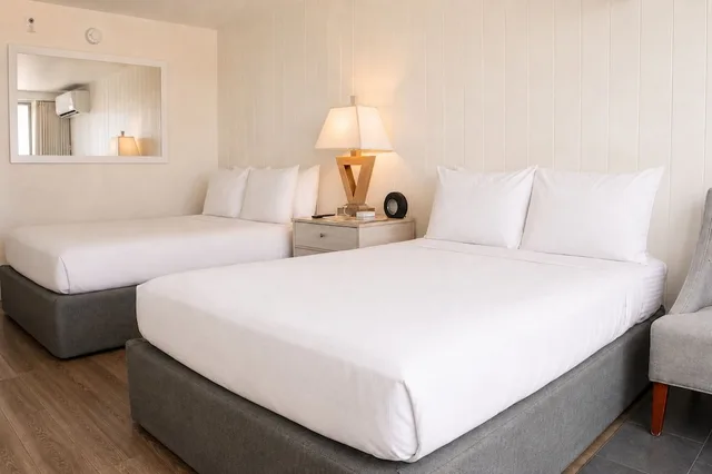 إطلالة على البحر بشرفة، Hotel La Croix 1/10
