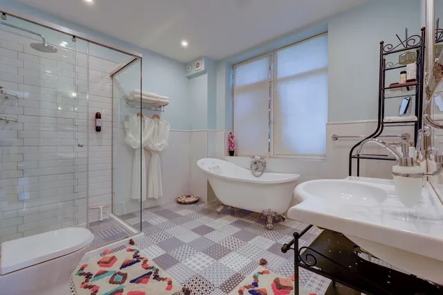 جناح جونيور ركني بسرير كوين بمطبخ صغير، City Boutique Inn 5/5