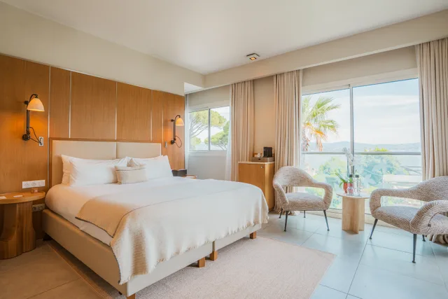 غرفة بريستيج بإطلالة على البحر، Kube St Tropez Hotel 6/10