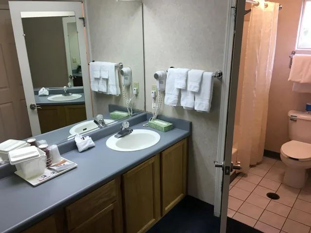 جناح بغرفتي نوم، Garden Inn and Suites 6/7