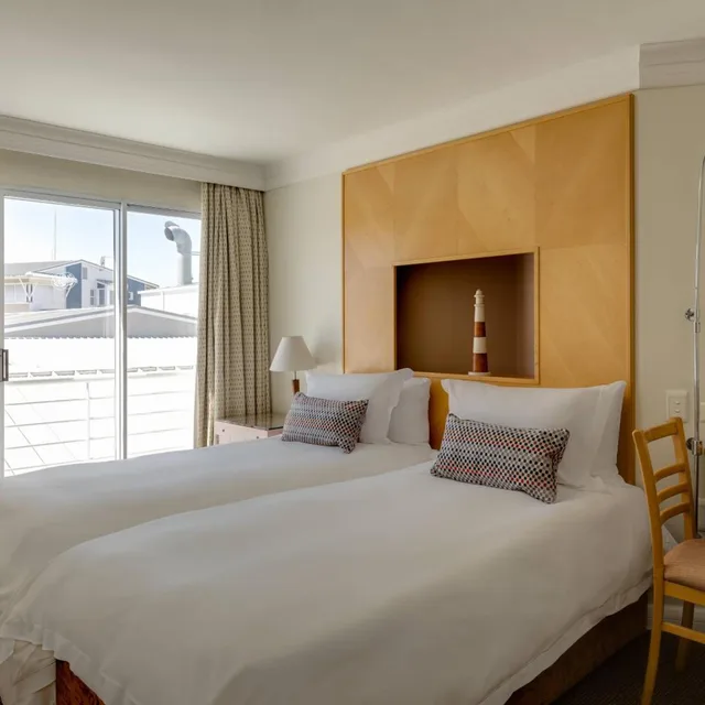 غرفة بسريرين منفصلين، Protea Hotel Knysna Quays 1/8