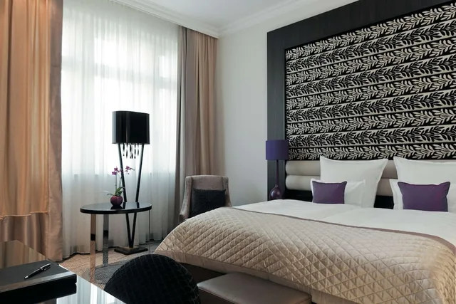 غرفة سوبيريور بسرير مزدوج، Steigenberger Grandhotel Hande 3/8