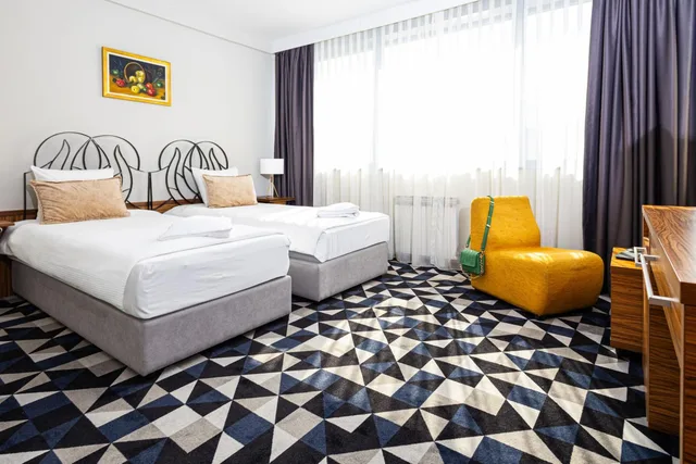 غرفة قياسية بسريرين منفصلين، Hotel Art 4/6
