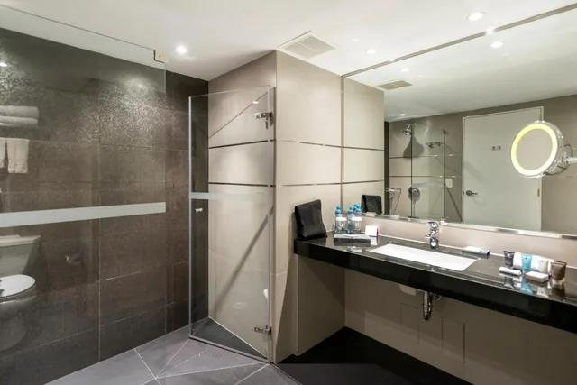 غرفة بريميوم بسرير كوين بإطلالة على المدينة، Crowne Plaza Lima 8/9
