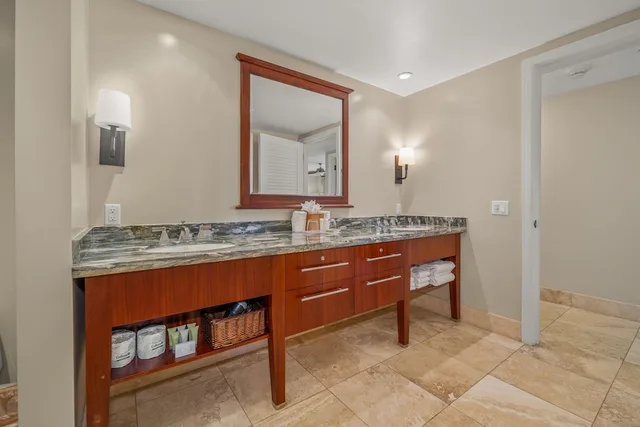 3 Bedrooms, Hokulani, Suite, 3 King Beds, Ocean View, 3 Bathrooms, Sofa, OUTRIGGER Honua Kai Resort & Spa 10/10