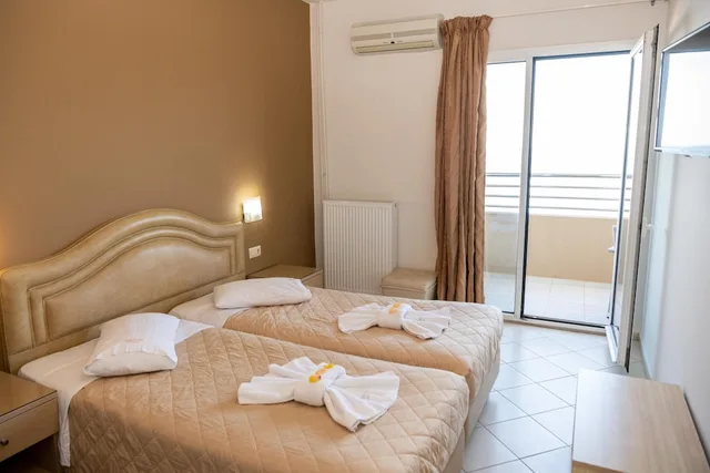 غرفة قياسية بإطلالة على البحر، Kronos Hotel 2/10