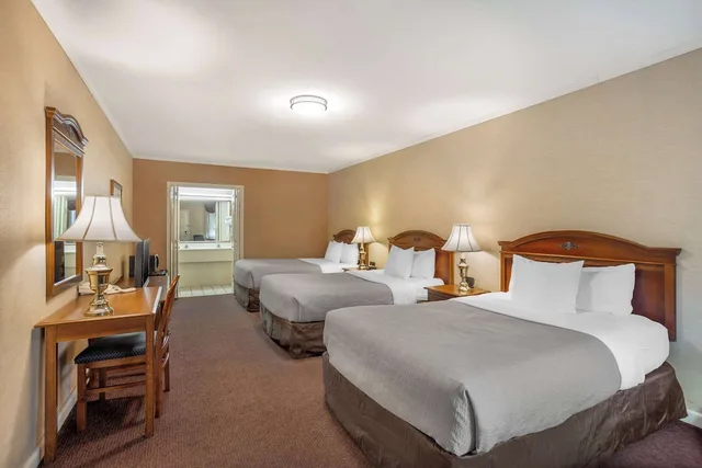 غرفة قياسية بسريرين مزدوجين، Quality Inn Gettysburg Motor 1/10