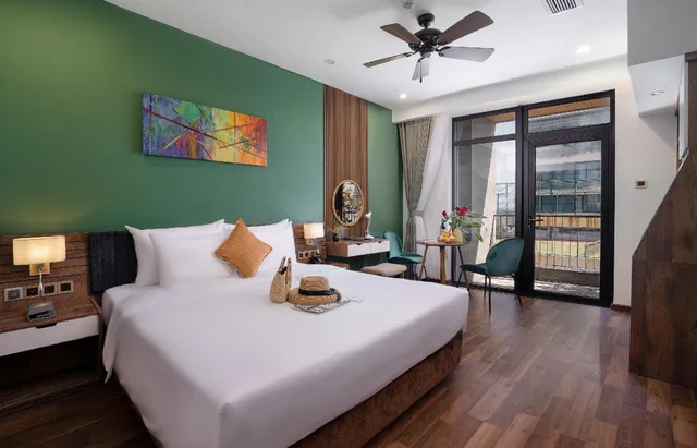استوديو بسرير كينج بشرفة، Chi House Danang 1/1