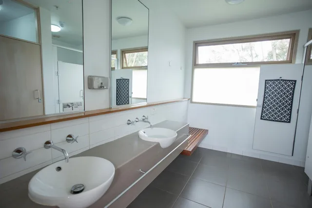 سكن مشترك بأربعة أسرّة للنساء، YHA Apollo Bay Eco 4/4