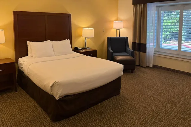 غرفة قياسية بسرير كوين، Comfort Inn Monterey Peninsula Airport 1/10