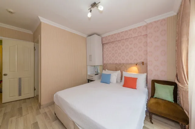 غرفة بسرير مزدوج أو سريرين منفصلين، Walnut Shell Hotel 1/6