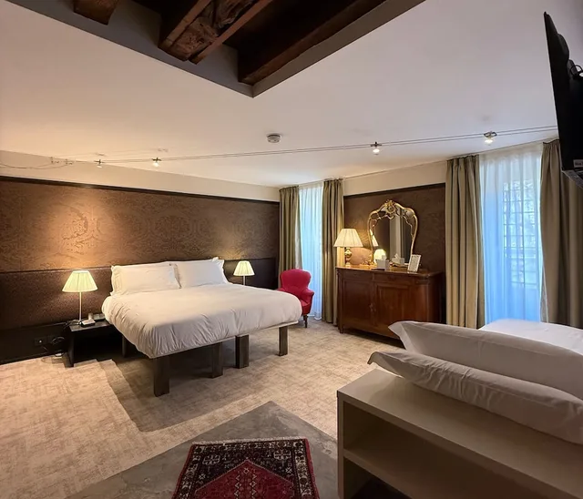 غرفة عائلية ثلاثية بسرير كوين وسرير فردي، Avogaria Locanda Restaurant 5/10