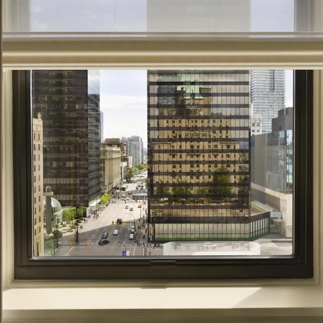 Gallery, Fairmont, King Bed, 2 Queen Beds, Fairmont Hotel Vancouver 4/5