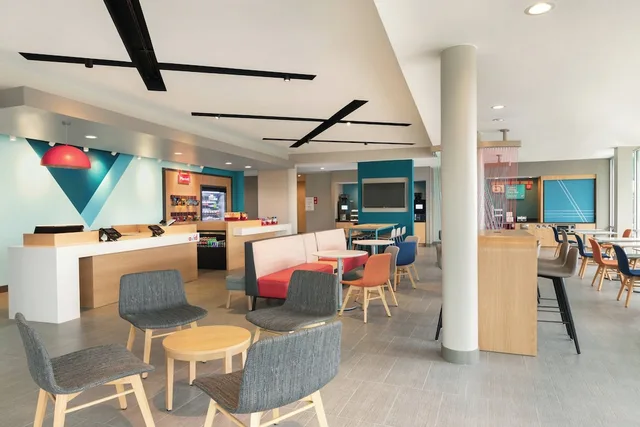avid hotel Fort Stockton by IHG, West Odessa 17/28
