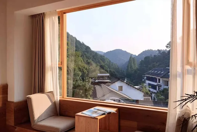 دوبلكس عائلي بسرير كوين بإطلالة على الجبل بشرفة بغرفتي نوم، Hangzhou Moju Boutique House 9/9