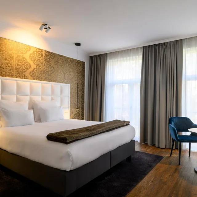 غرفة ديلوكس بسرير كينج بإطلالة على الحديقة، Hotel Rubens - Grote Markt 1/10