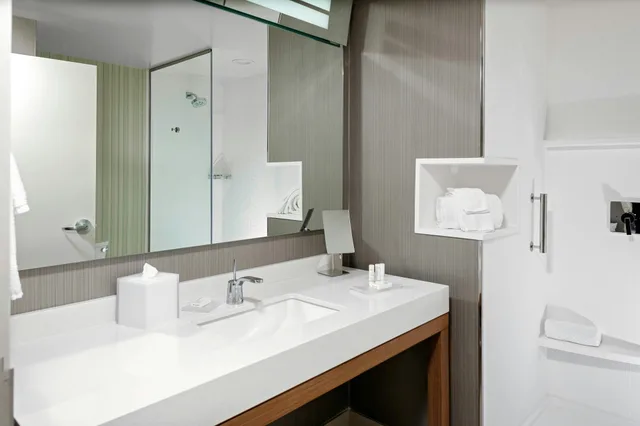 غرفة بسرير كينج، Courtyard by Marriott Pasco Tri-Cities Airport 3/3