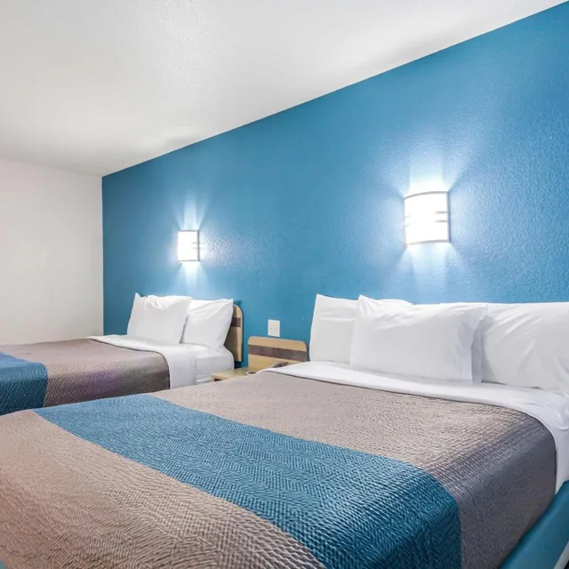 جناح ديلوكس بسرير كوين، Motel6 New Braunfels, TX 2/6
