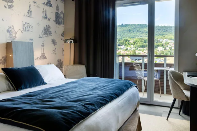 Standard, Queen Bed, Balcony or Terrace، Best Western Plus Hotel Gergovie 2/8