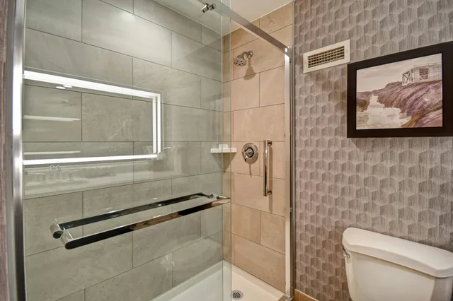 Premium, Suite, King Bed, Embassy Suites Little Rock 4/4
