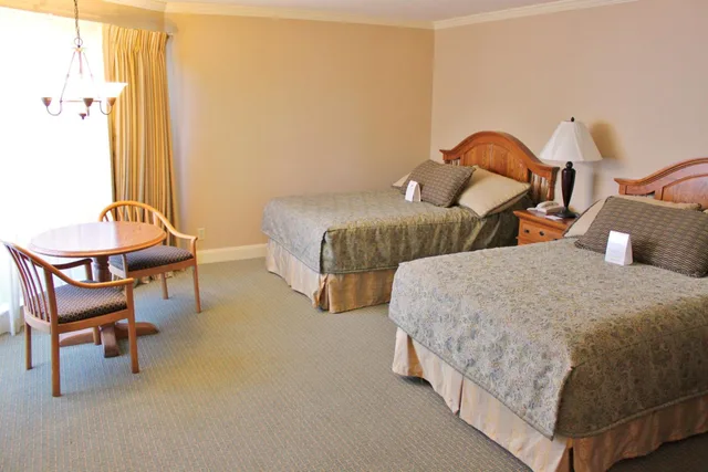 غرفة بسرير مزدوج، Columbus Motor Inn 4/5
