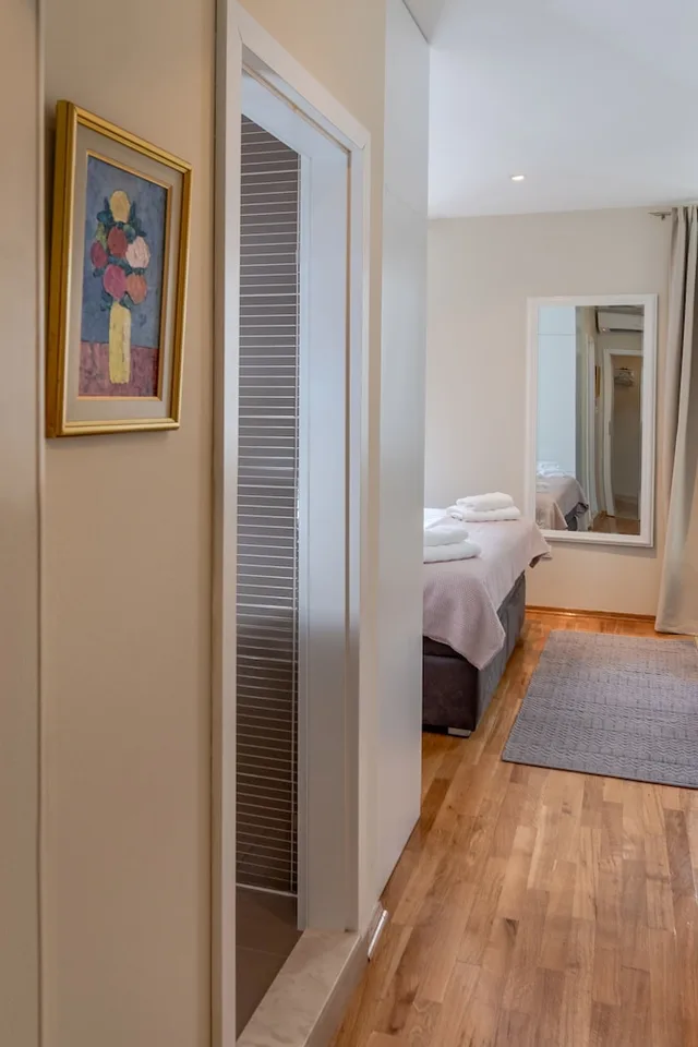 Standard, Queen Bed, Bouganvillea Split Apartments 4/5