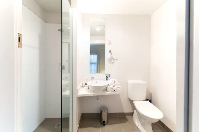 غرفة قياسية بسرير كوين، Customs House Hotel 5/5