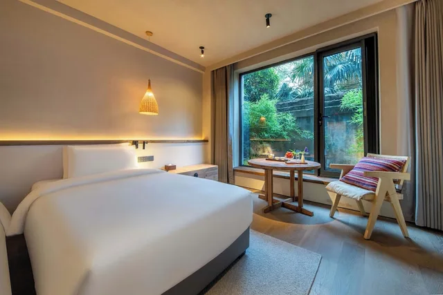 غرفة كومفورت بسريرين منفصلين بإطلالة على الفناء، YUANLI HOTEL 3/10