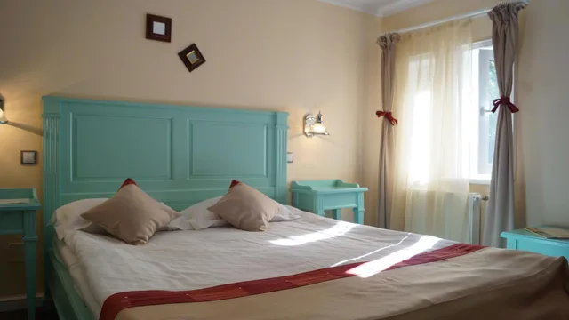 غرفة سوبيريور بسريرين منفصلين، Bastion Hotel 1/10
