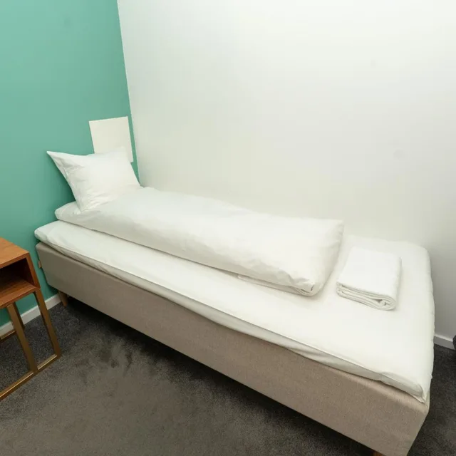 غرفة مفردة، Hotel Viktoria 5/14