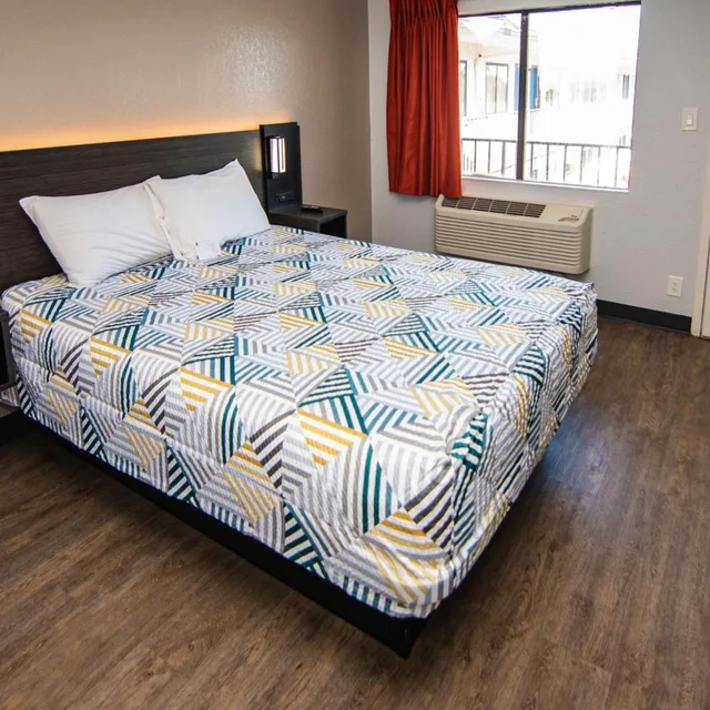 غرفة بسرير كوين لذوي الإعاقة، Motel6 Ft. Pierce, FL 3/10