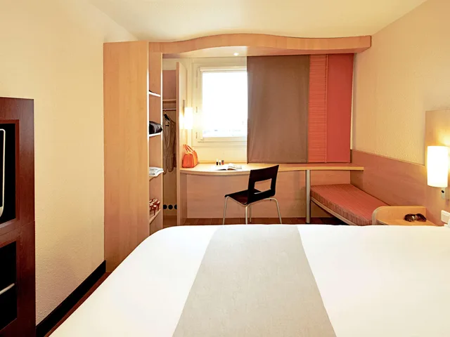 غرفة بسرير مزدوج، Ibis Brussels Expo Atomium 3/4