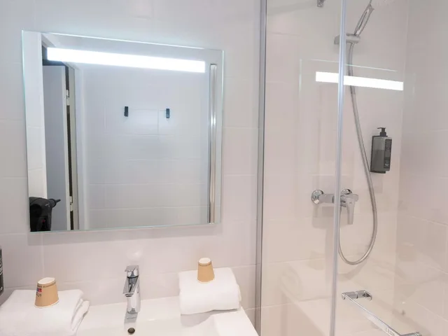 غرفة عائلية بسريرين مزدوجين، Ibis Budget Rennes Cesson 3/5