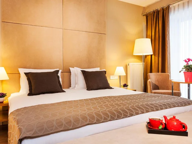 جناح جونيور بسرير كوين مع أريكة، Nidya Hotel Esenyurt 2/6