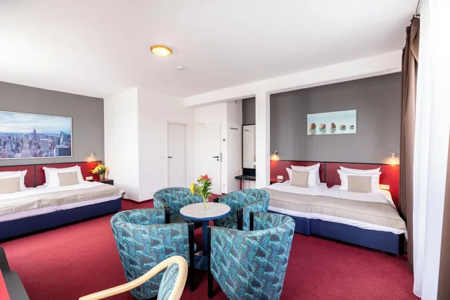 غرفة عائلية رباعية، Hotel Aviva Neue Messe 1/5