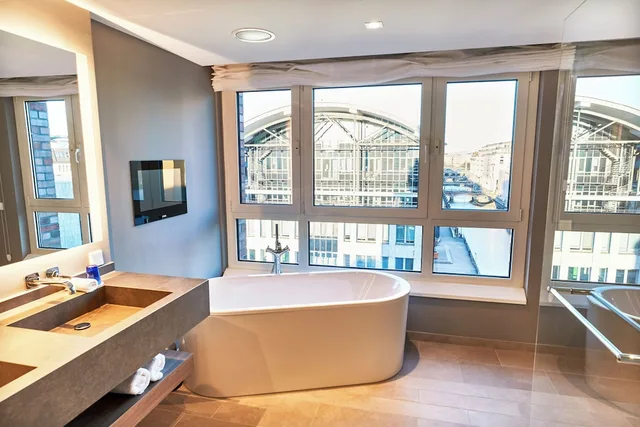جناح ديلوكس، Steigenberger Hotel Hamburg 7/10