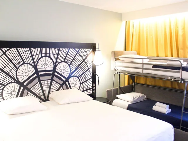 غرفة كلاسيكية عائلية بسرير بطابقين، Mercure Paris Porte De Versailles Expo 1/10