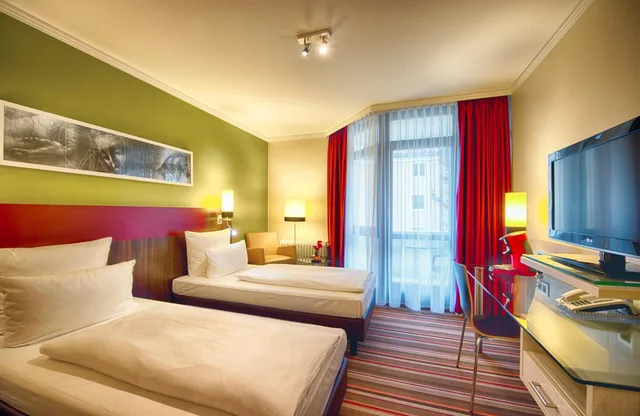 غرفة سوبيريور بسرير كينج، Leonardo Hotel Residenz Munchen 5/10