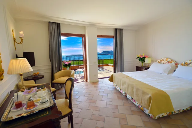 Garden, Deluxe, Sea View، Golfo Dei Poeti Relais Spa 1/4