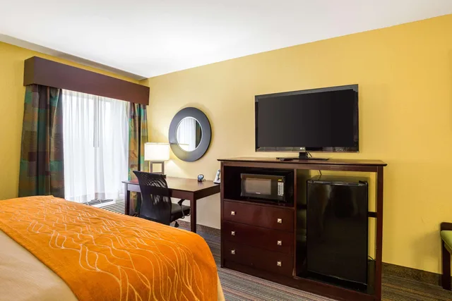 غرفة بسرير كينج، Super 8 by Wyndham Alexandria LA 4/5