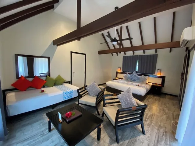 Island, Bure, 1 King and 1 Single Beds، Mana Island Resort 4/5
